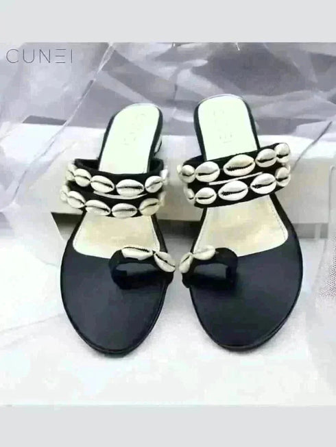 White Shell Open Toe Sandals - cunei